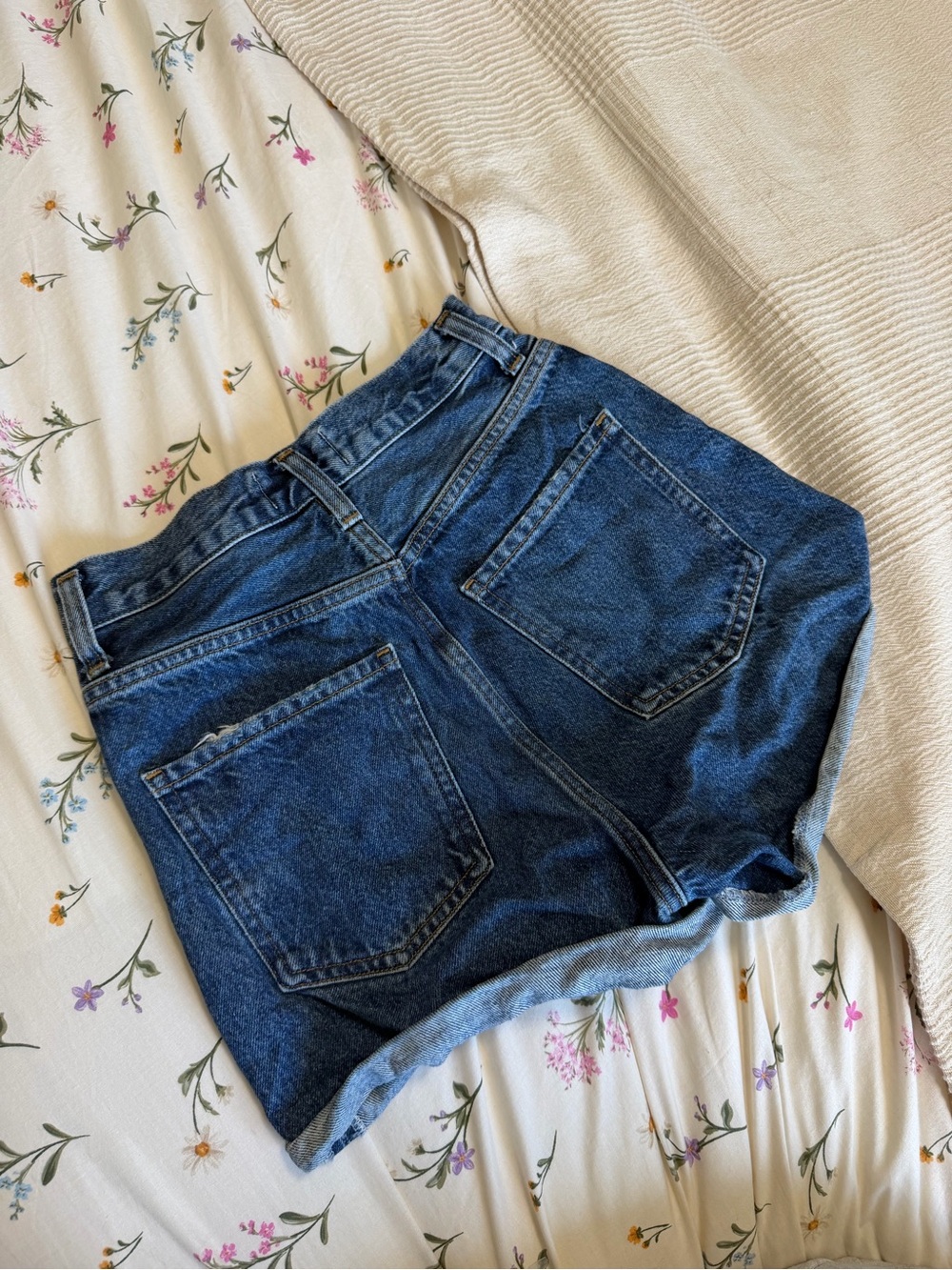 Agolde Dark Blue High-Rise Rolled Hem Denim Shorts - Picture 2 of 2